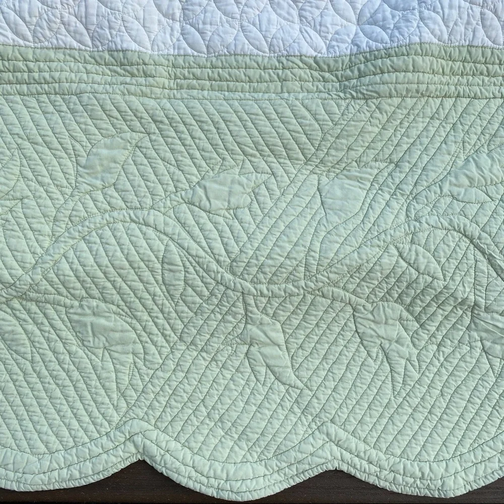 Restoration Hardware King Bedding Quilt Green White Heavyweight Reversible